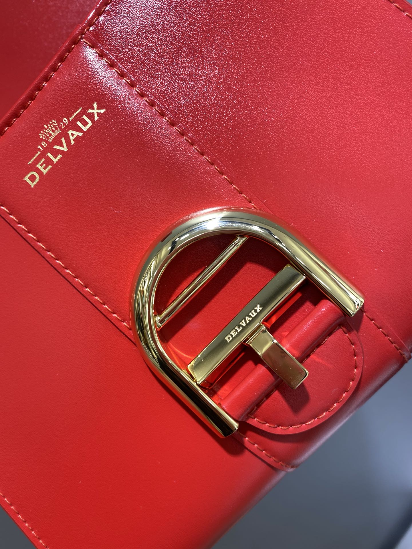 델보 브리앙 박스백 미니